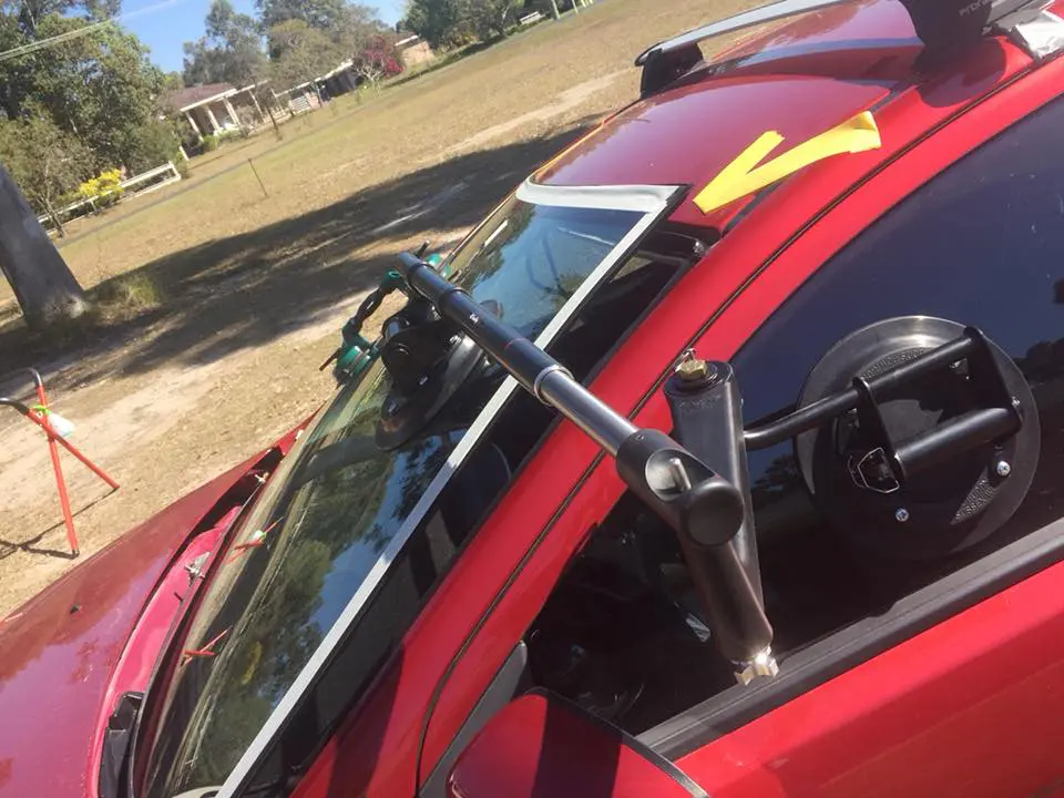 Classic car windscreen replacement