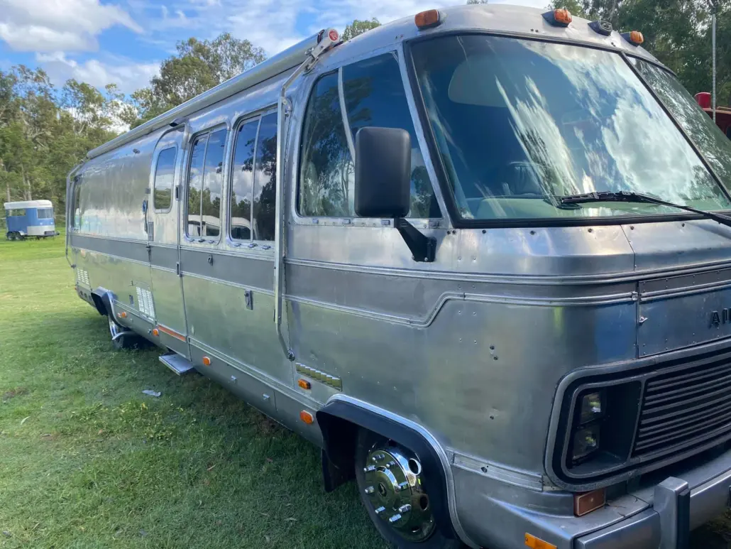 Motorhome windscreen repairs