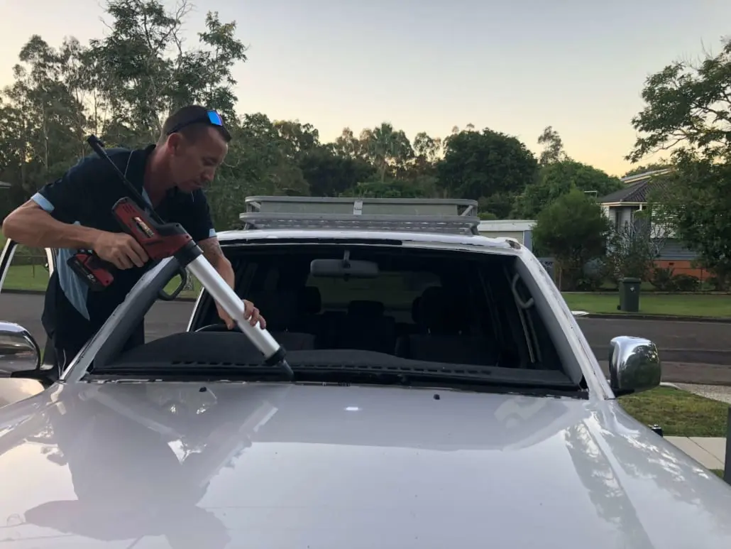 Mobile windscreen replacement in Brisbane Bayside