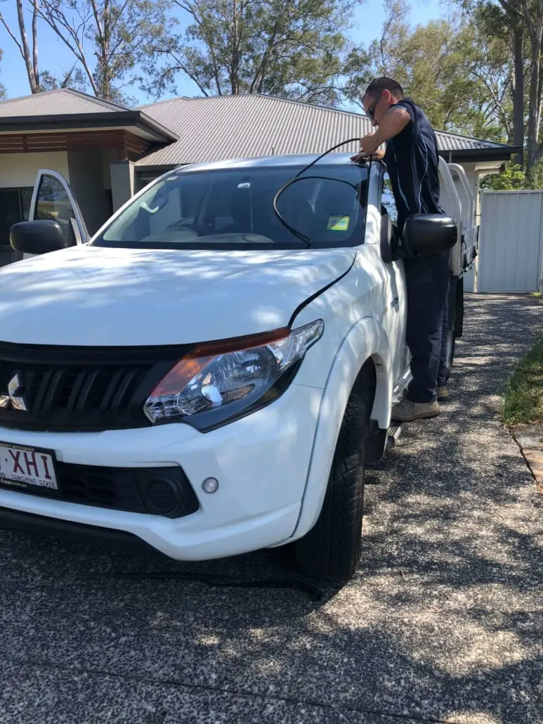 Windscreen replacement on Brisbane's Southside