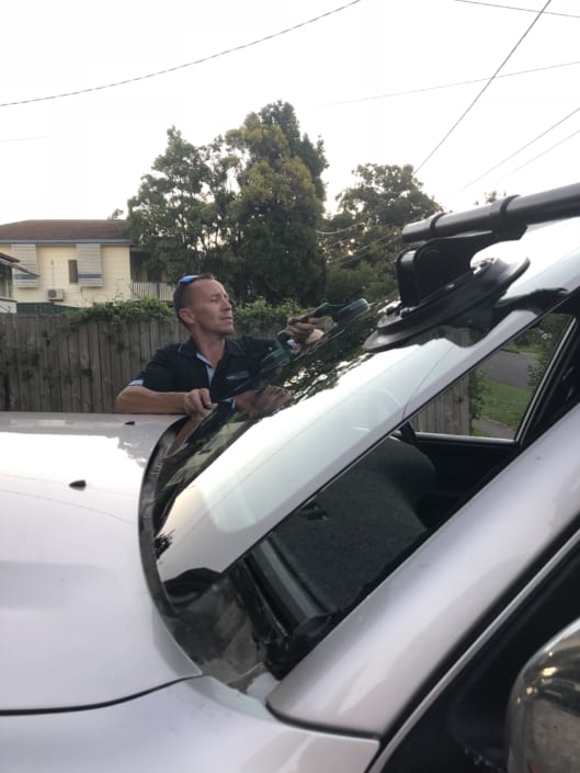 Windscreen Repair Replacement Autoglass Lifting Window Brisbane - Installation New Windscreen