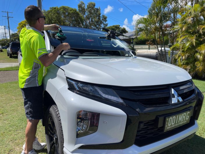 Work Ute Windscreen Replacement - On-site Windscreen Repairs for tradies in Brisbane